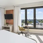 Melia Hotel 4*