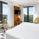 メリア ホテル 4*