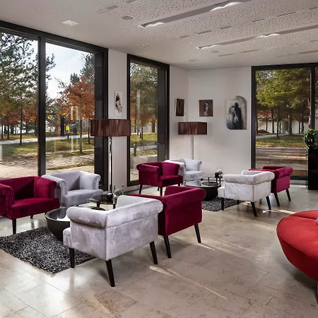Melia Hotel 4*